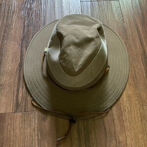 Outdoors hat